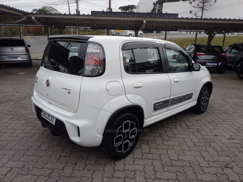 UNO 1.4 SPORTING 8V FLEX 4P MANUAL - 2015 - BENTO GONçALVES