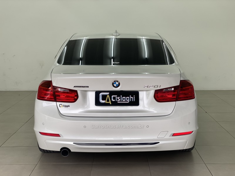 320I 2.0 16V TURBO ACTIVE FLEX 4P AUTOMÁTICO - 2015 - CARLOS BARBOSA