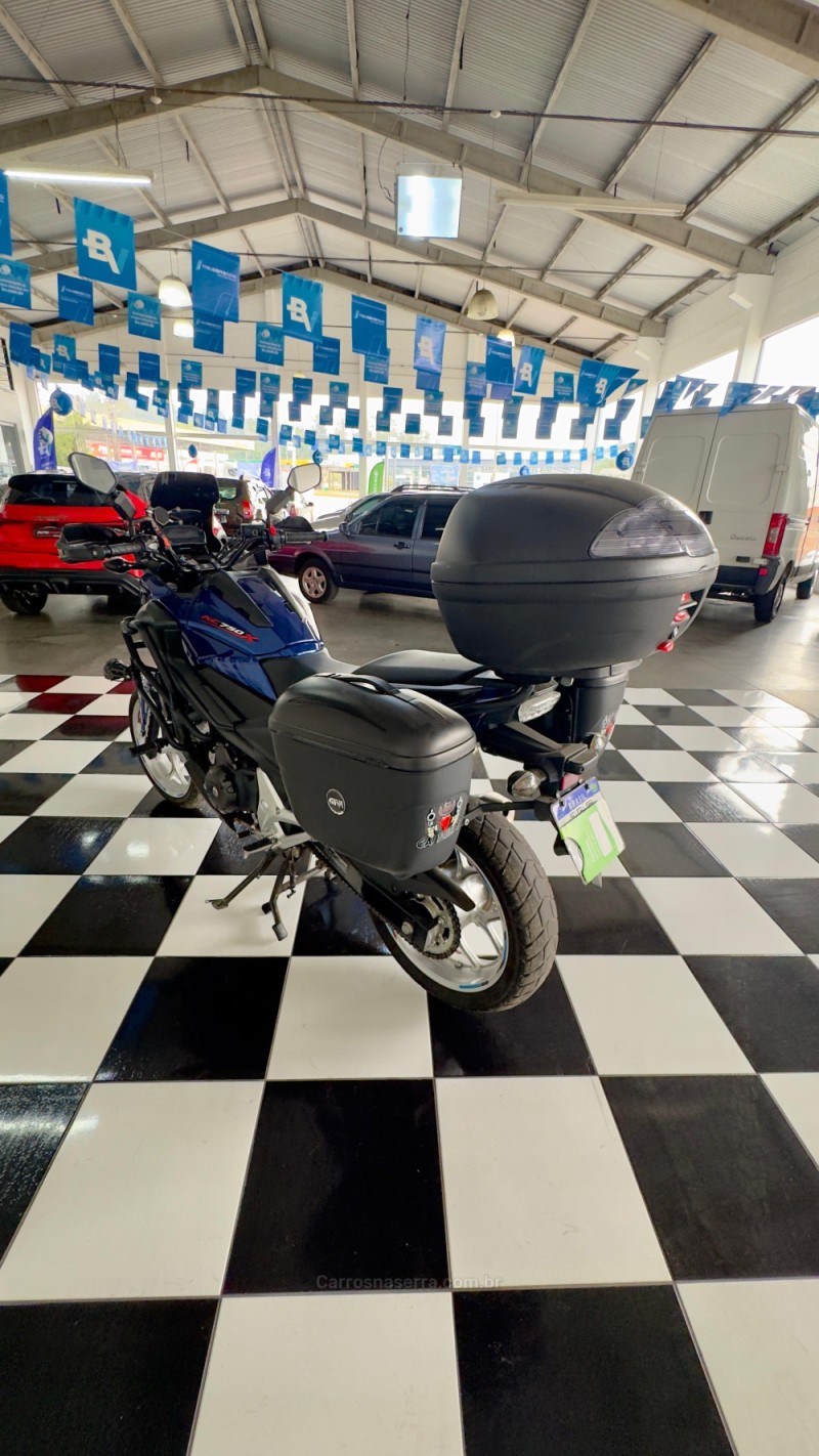 NC 750X ABS - 2021 - MONTENEGRO