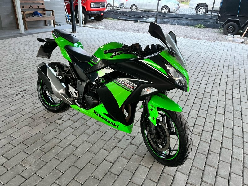 NINJA 300 ABS LIMITED EDITION - 2013 - CAXIAS DO SUL