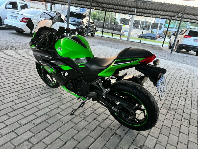 NINJA 300 ABS LIMITED EDITION - 2013 - CAXIAS DO SUL