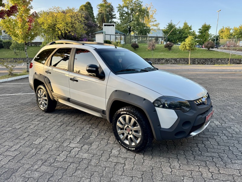 PALIO 1.8 MPI ADVENTURE WEEKEND 16V FLEX 4P MANUAL - 2015 - CAXIAS DO SUL