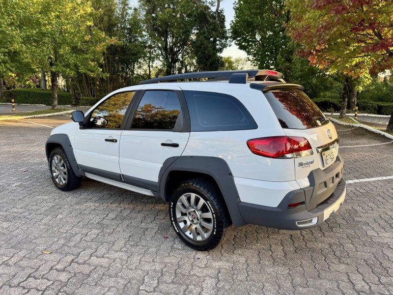 PALIO 1.8 MPI ADVENTURE WEEKEND 16V FLEX 4P MANUAL - 2015 - CAXIAS DO SUL