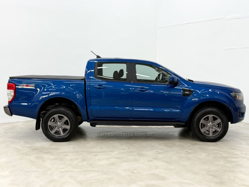RANGER 2.2 XLS 4X4 CD 16V DIESEL 4P AUTOMÁTICO - 2022 - CAXIAS DO SUL