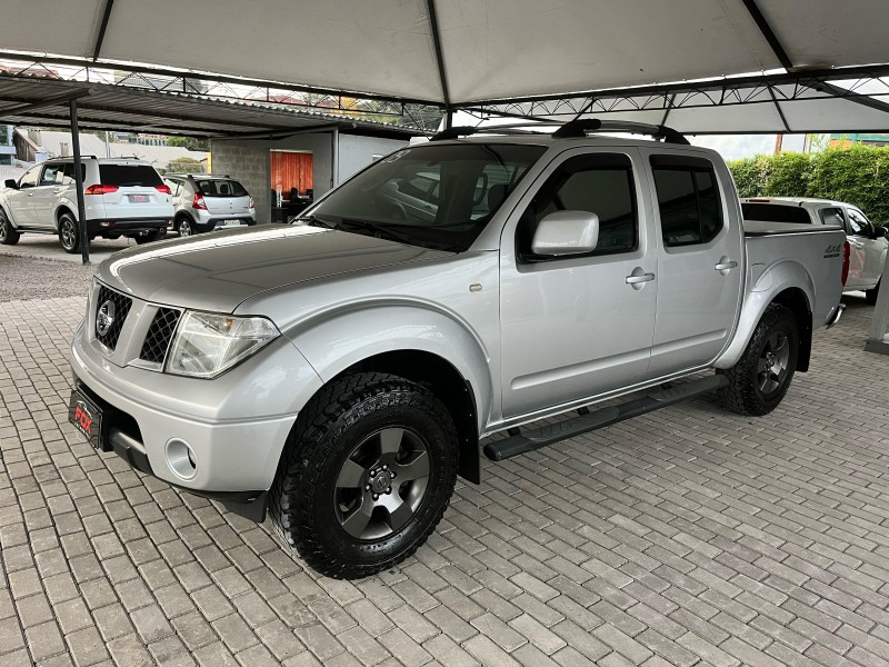 frontier 2.5 xe 4x4 cd turbo eletronic diesel 4p manual 2009 caxias do sul