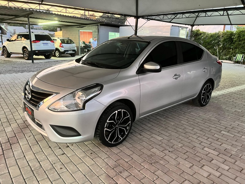 versa 1.6 v drive plus 16v flex 4p automatico 2021 caxias do sul