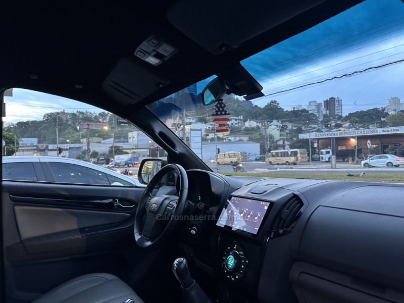 S10 2.4 LTZ 4X2 CD 8V FLEX 4P MANUAL - 2013 - CAXIAS DO SUL