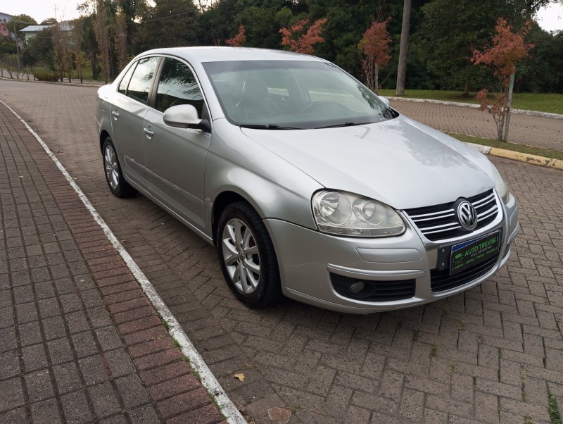 JETTA 2.5 I 20V 170CV GASOLINA 4P TIPTRONIC - 2007 - CAXIAS DO SUL