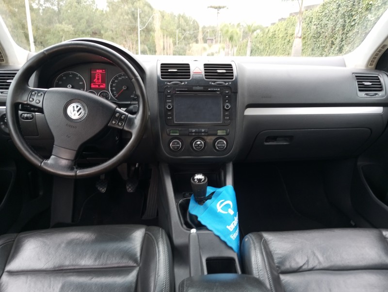 JETTA 2.5 I 20V 170CV GASOLINA 4P TIPTRONIC - 2007 - CAXIAS DO SUL