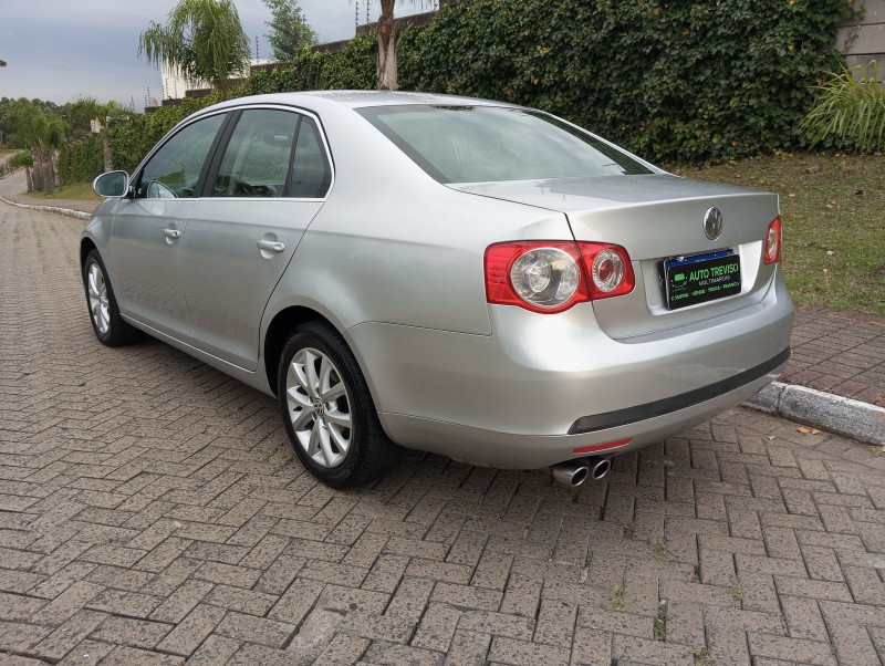 JETTA 2.5 I 20V 170CV GASOLINA 4P TIPTRONIC - 2007 - CAXIAS DO SUL