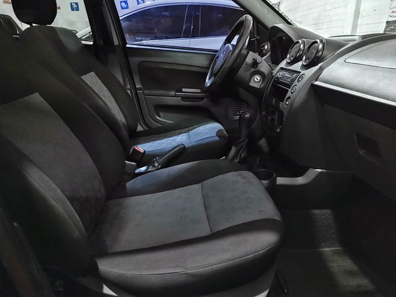 FIESTA 1.6 MPI CLASS HATCH 8V FLEX 4P MANUAL - 2011 - CAXIAS DO SUL