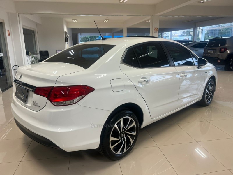 C4 LOUNGE 1.6 EXCLUSIVE 16V TURBO FLEX 4P AUTOMÁTICO - 2017 - TAQUARA