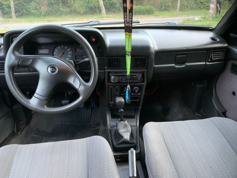 KADETT 2.0 MPFI GL 8V GASOLINA 2P MANUAL - 1997 - CAXIAS DO SUL
