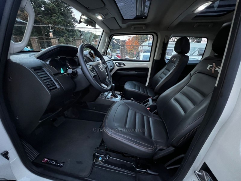 T4 3.2 TX4 TETO RÍGIDO 20V DIESEL 2P AUTOMÁTICO - 2021 - CANELA