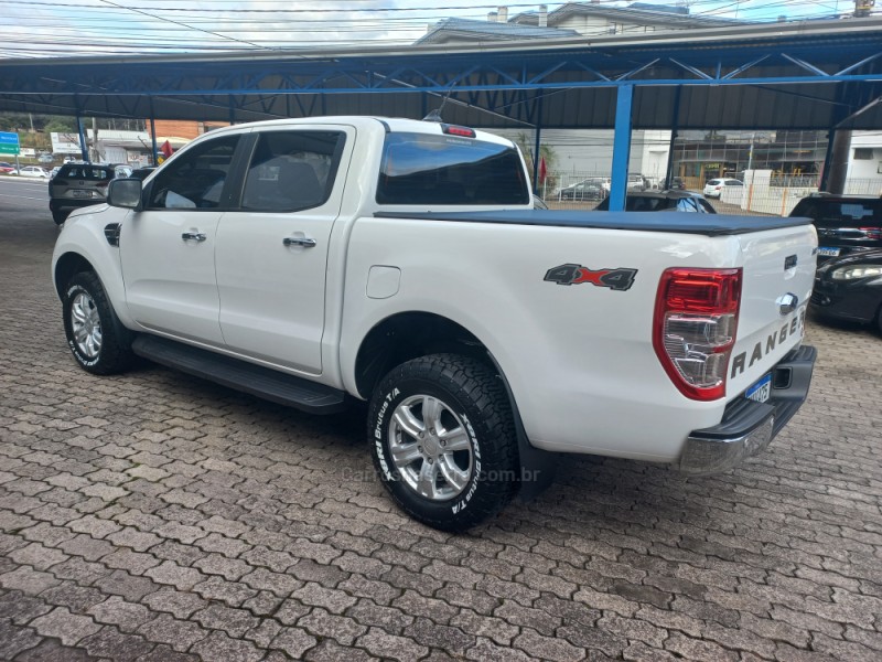 RANGER 3.2 XLT 4X4 CD 20V DIESEL 4P AUTOMÁTICO - 2022 - CAXIAS DO SUL