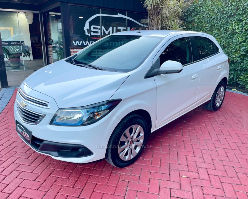 ONIX 1.4 MPFI LT 8V FLEX 4P AUTOMÁTICO - 2015 - ROLANTE