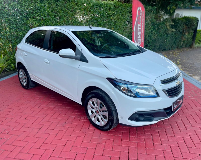 ONIX 1.4 MPFI LT 8V FLEX 4P AUTOMÁTICO - 2015 - ROLANTE