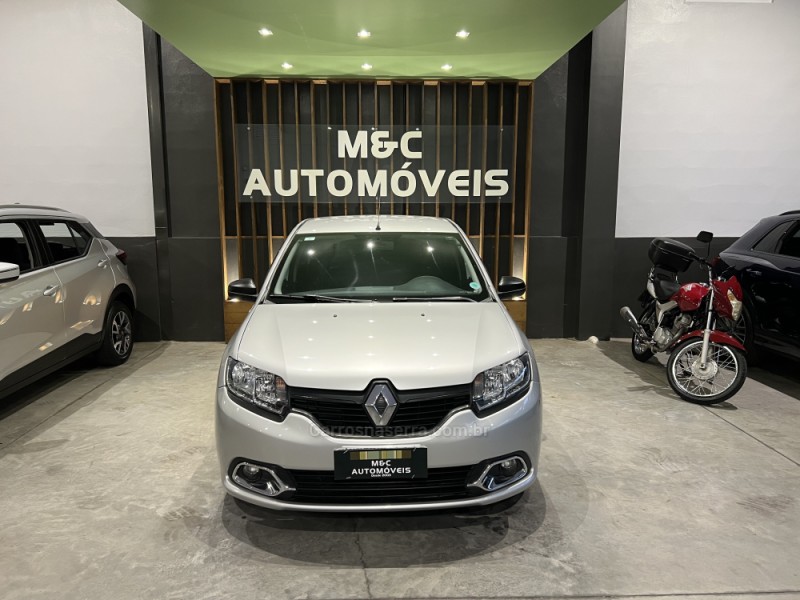 LOGAN 1.0 AUTHENTIQUE 16V FLEX 4P MANUAL - 2015 - CAXIAS DO SUL