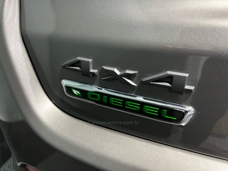 COMPASS 2.0 16V DIESEL TRAILHAWK 4X4 AUTOMÁTICO - 2018 - BENTO GONçALVES