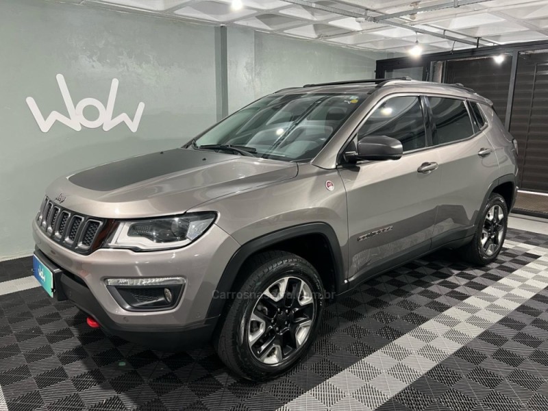 COMPASS 2.0 16V DIESEL TRAILHAWK 4X4 AUTOMÁTICO