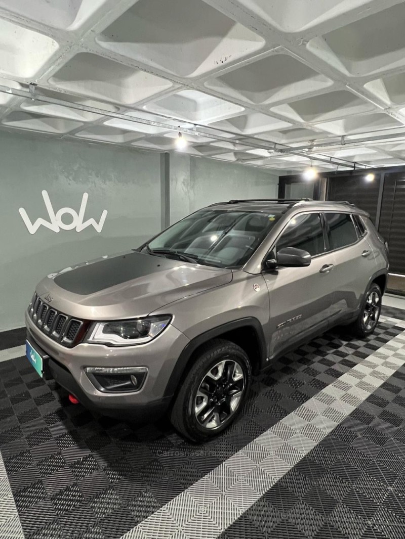 COMPASS 2.0 16V DIESEL TRAILHAWK 4X4 AUTOMÁTICO - 2018 - BENTO GONçALVES