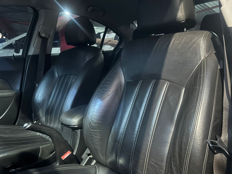 CRUZE 1.8 LT 16V FLEX 4P AUTOMÁTICO - 2013 - TRêS COROAS