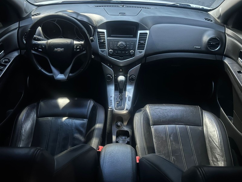 CRUZE 1.8 LT 16V FLEX 4P AUTOMÁTICO - 2013 - TRêS COROAS