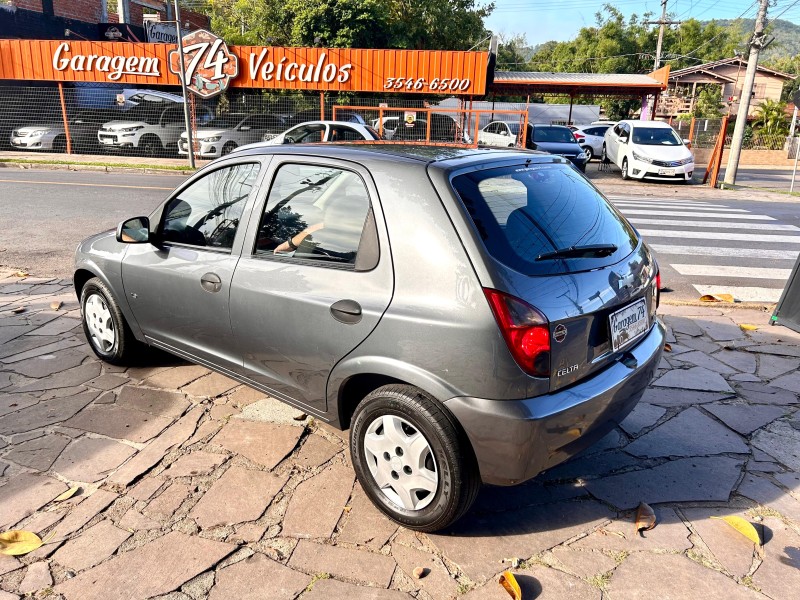 CELTA 1.0 MPFI LS 8V FLEX 4P MANUAL - 2012 - TRêS COROAS
