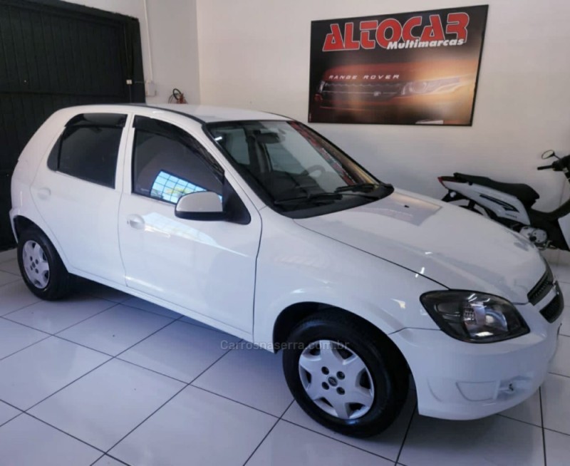 CELTA 1.0 MPFI LT 8V FLEX 4P MANUAL - 2013 - CAMPO BOM