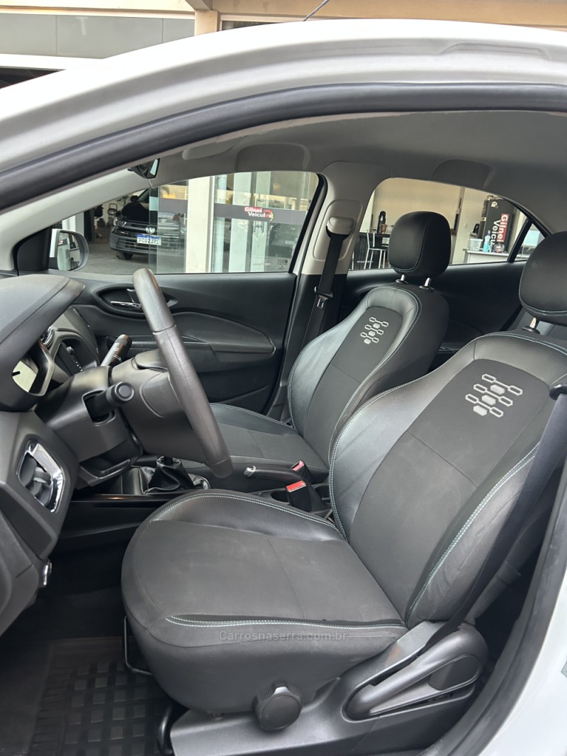 PRISMA 1.4 MPFI LT 8V FLEX 4P MANUAL - 2019 - CARAZINHO