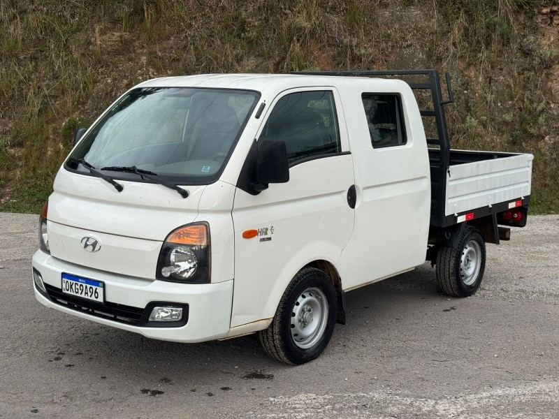 HR 2.5 TCI HD LONGO COM CAÇAMBA 4X2 8V 97CV TURBO INTERCOOLER DIESEL 2P MANUAL - 2014 - CAXIAS DO SUL