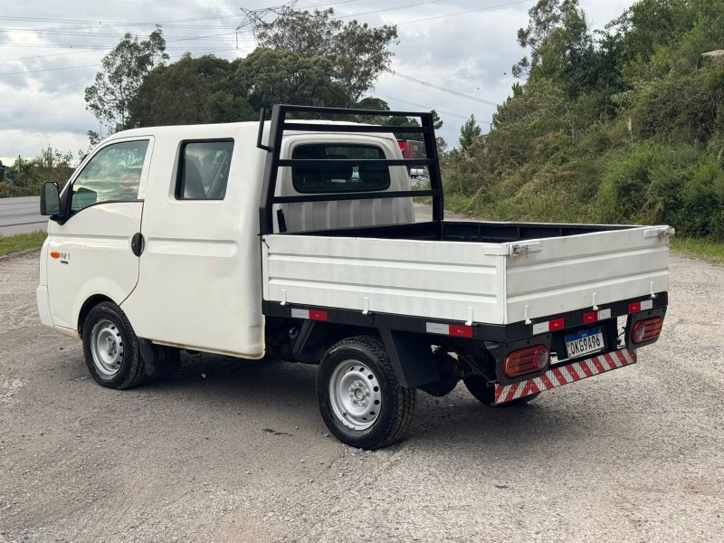 HR 2.5 TCI HD LONGO COM CAÇAMBA 4X2 8V 97CV TURBO INTERCOOLER DIESEL 2P MANUAL - 2014 - CAXIAS DO SUL