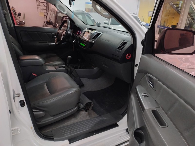 HILUX 3.0 SRV 4X4 CD 16V TURBO INTERCOOLER DIESEL 4P AUTOMÁTICO - 2014 - BENTO GONçALVES