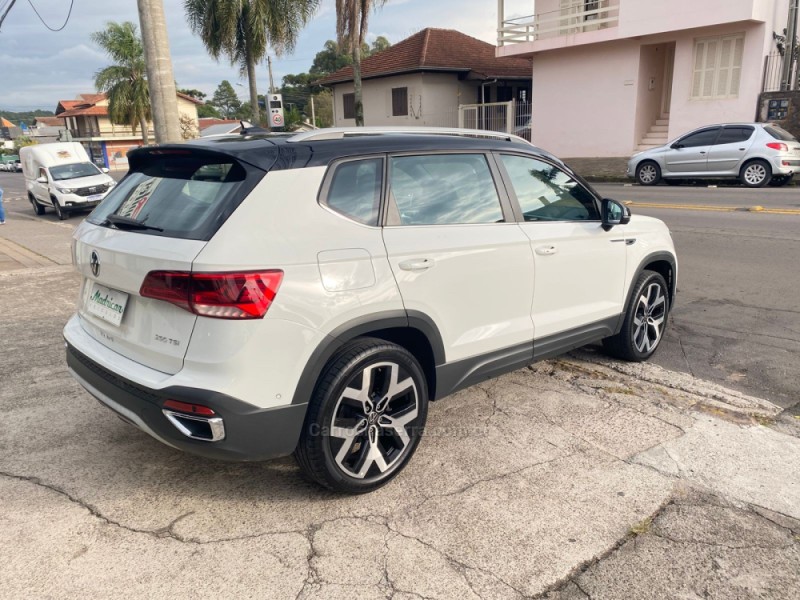 TAOS 1.4 16V HIGHLINE TSI FLEX 4P AUTOMÁTICO - 2024 - FLORES DA CUNHA