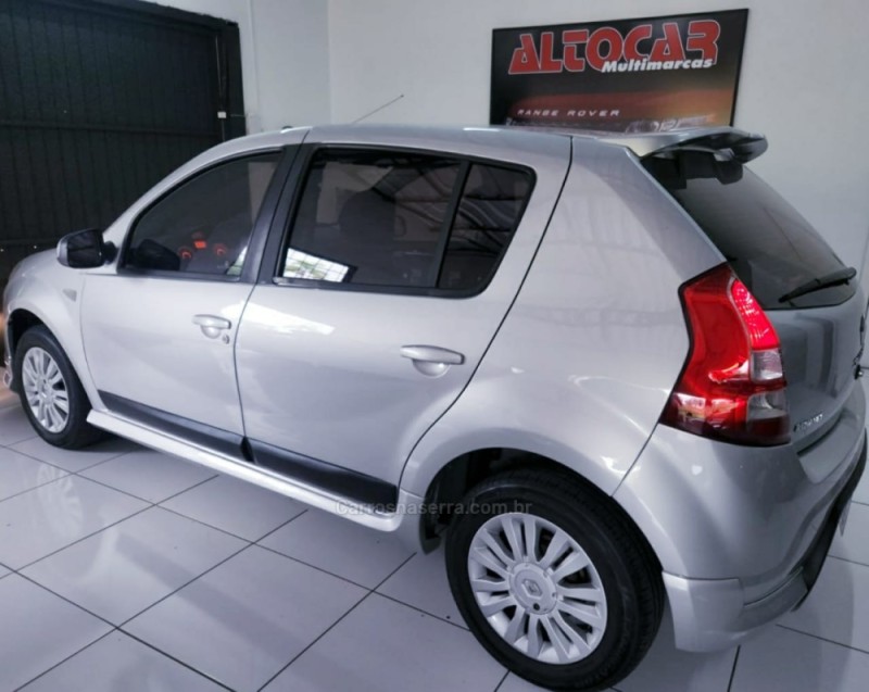 SANDERO 1.6 PRIVILÉGE 16V FLEX 4P MANUAL - 2013 - CAMPO BOM