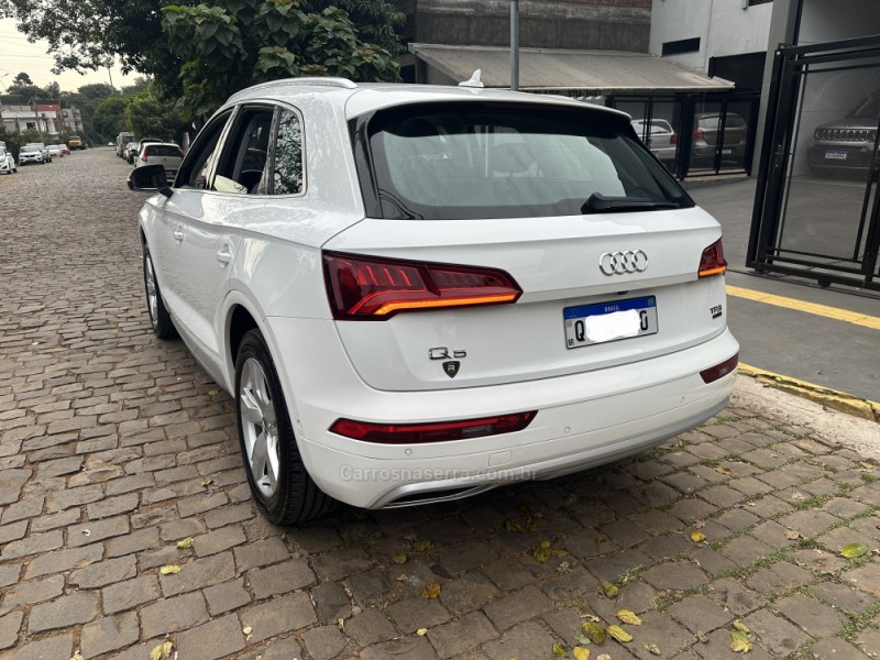 Q5 2.0 TFSI AMBITION S TRONIC 16V GASOLINA 4P AUTOMÁTICO - 2018 - LAJEADO