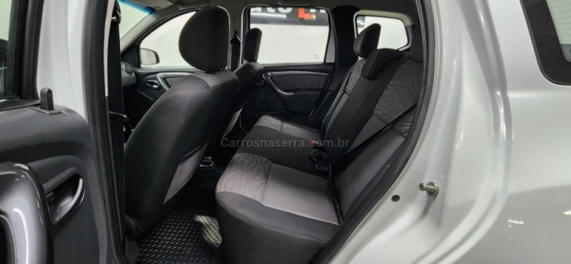 DUSTER 2.0 DYNAMIQUE 4X2 16V FLEX 4P AUTOMÁTICO - 2015 - BENTO GONçALVES