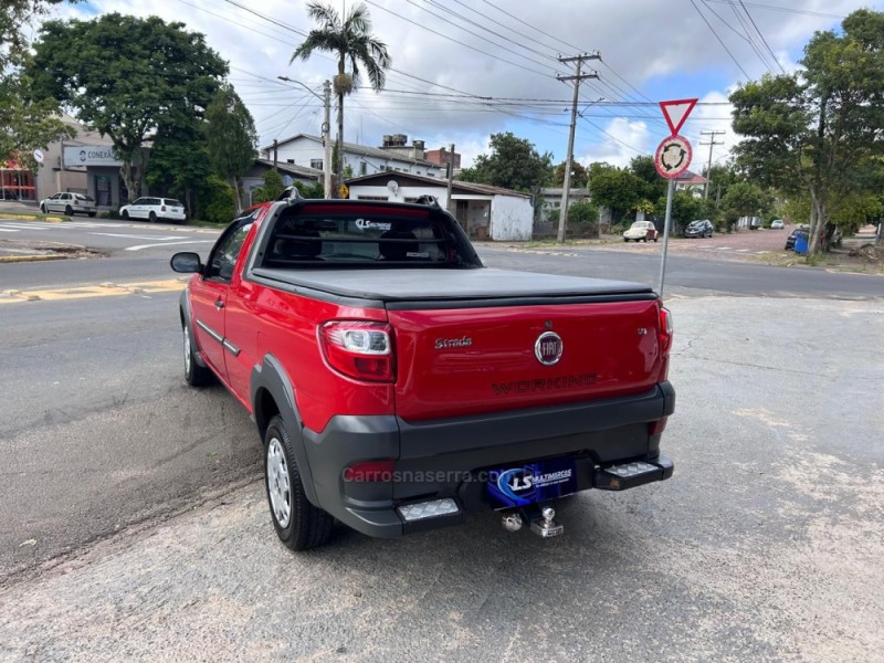 STRADA 1.4 MPI WORKING CS 8V FLEX 2P MANUAL - 2015 - VENâNCIO AIRES