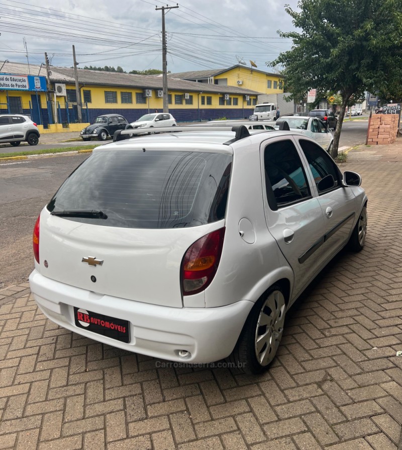CELTA 1.0 MPFI VHC SUPER 8V GASOLINA 4P MANUAL - 2005 - PAROBé