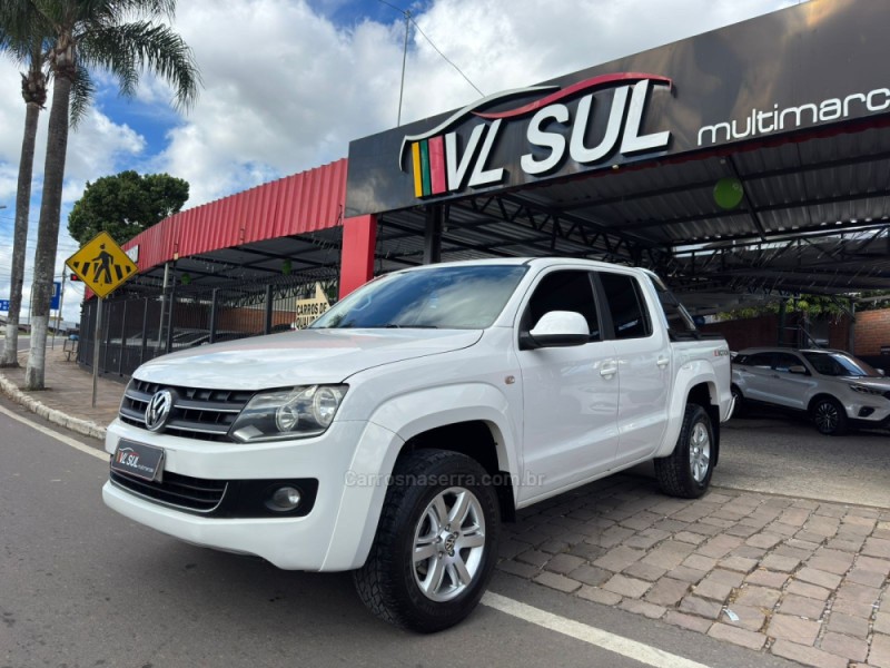 AMAROK 2.0 TRENDLINE 4X4 CD 16V TURBO INTERCOOLER DIESEL 4P MANUAL - 2013 - CAXIAS DO SUL