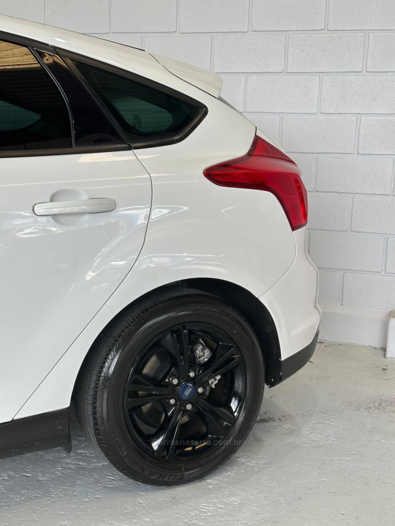 FOCUS 1.6 SE 16V FLEX 4P AUTOMÁTICO - 2015 - NOVO HAMBURGO