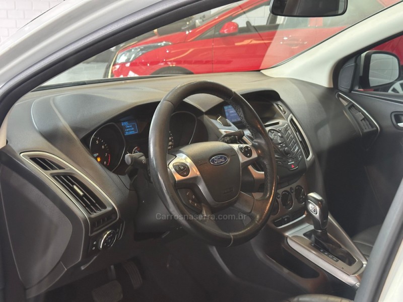 FOCUS 1.6 SE 16V FLEX 4P AUTOMÁTICO - 2015 - NOVO HAMBURGO