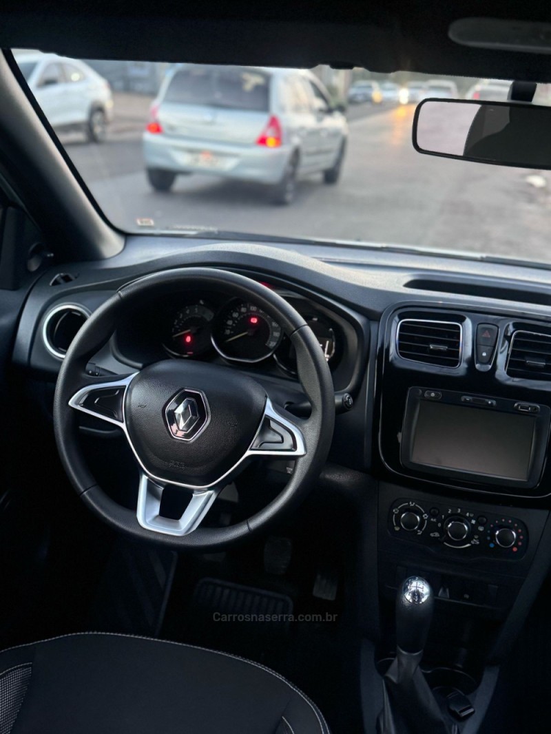 LOGAN 1.0 LIFE 12V FLEX 4P MANUAL - 2024 - PORTãO