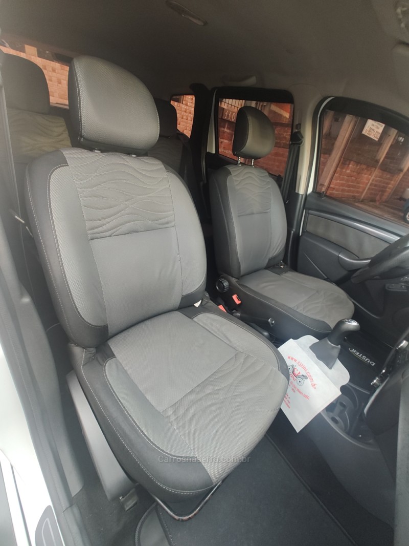 DUSTER 1.6 DYNAMIQUE 4X2 16V FLEX 4P MANUAL - 2014 - CANELA