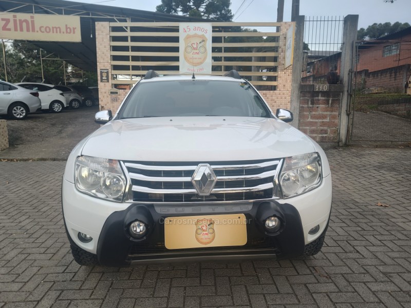DUSTER 1.6 DYNAMIQUE 4X2 16V FLEX 4P MANUAL - 2014 - CANELA