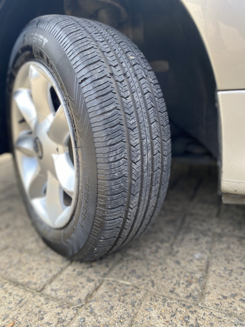 207 1.4 XR 8V FLEX 2P MANUAL - 2013 - CAXIAS DO SUL