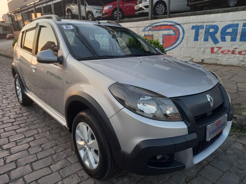 SANDERO 1.6 STEPWAY 8V FLEX 4P MANUAL - 2014 - CAXIAS DO SUL