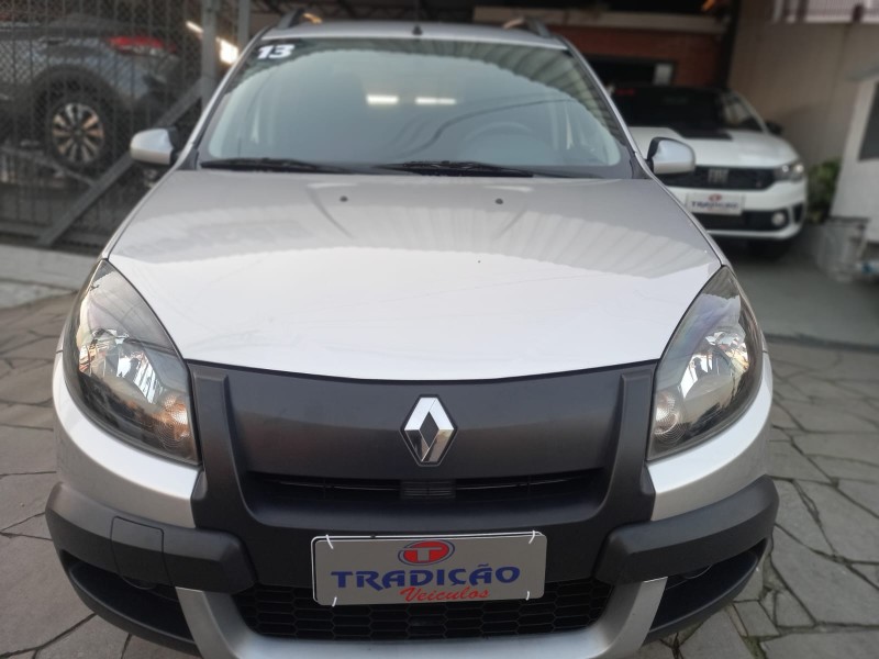 SANDERO 1.6 STEPWAY 8V FLEX 4P MANUAL - 2014 - CAXIAS DO SUL