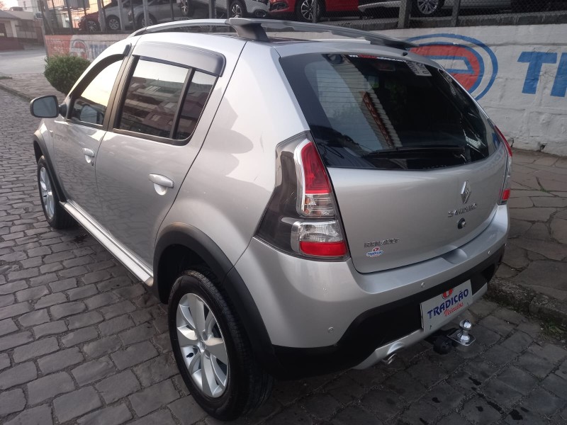 SANDERO 1.6 STEPWAY 8V FLEX 4P MANUAL - 2014 - CAXIAS DO SUL