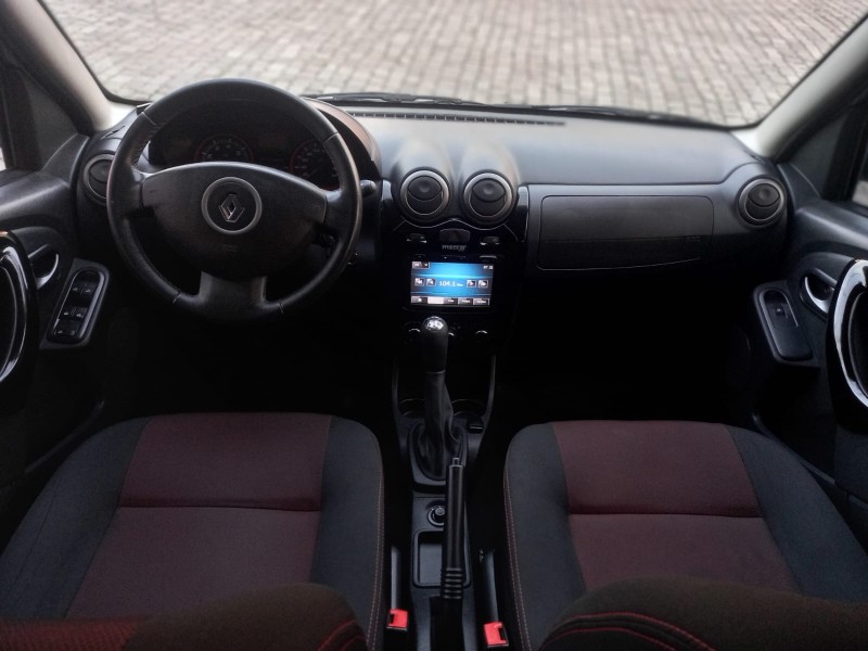 SANDERO 1.6 STEPWAY 8V FLEX 4P MANUAL - 2014 - CAXIAS DO SUL